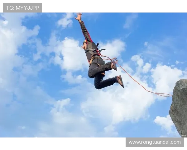 极限运动与人生哲学的交融刘强的深度对话探索之旅