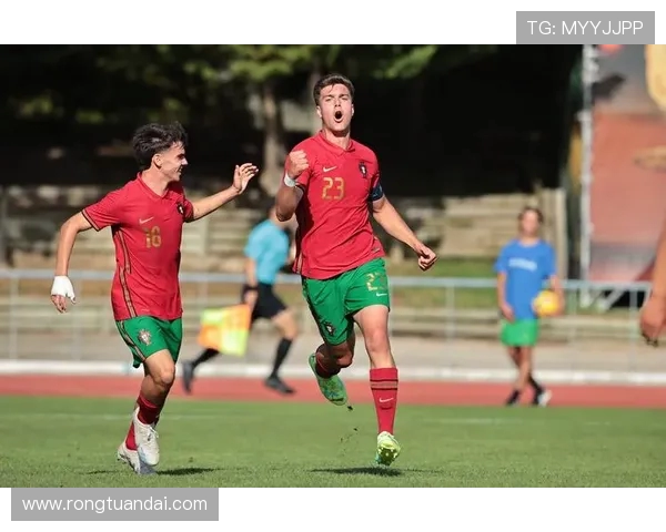 2013年巴西与葡萄牙足球友谊赛精彩回顾与战术分析