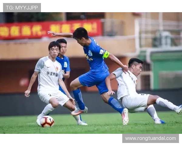 广州富力与河北华夏激战正酣谁能在这场较量中笑到最后