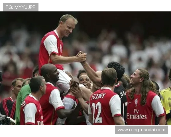 谢什科的传奇人生与足球生涯探秘:从草根到顶尖球星的奋斗历程