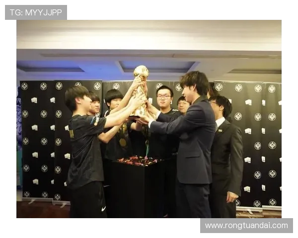 RNG战队在比赛中的整体压制表现与战术得失分析